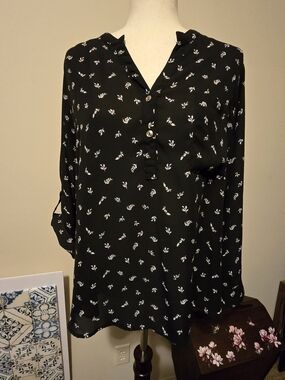 Zenobia Black Tunic with White Floral Print